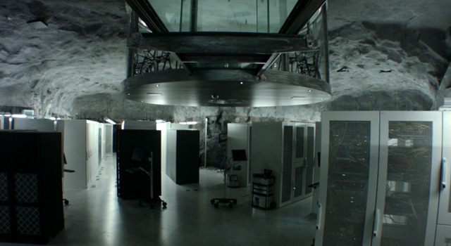 DIS Magazine: colocation, time displacement